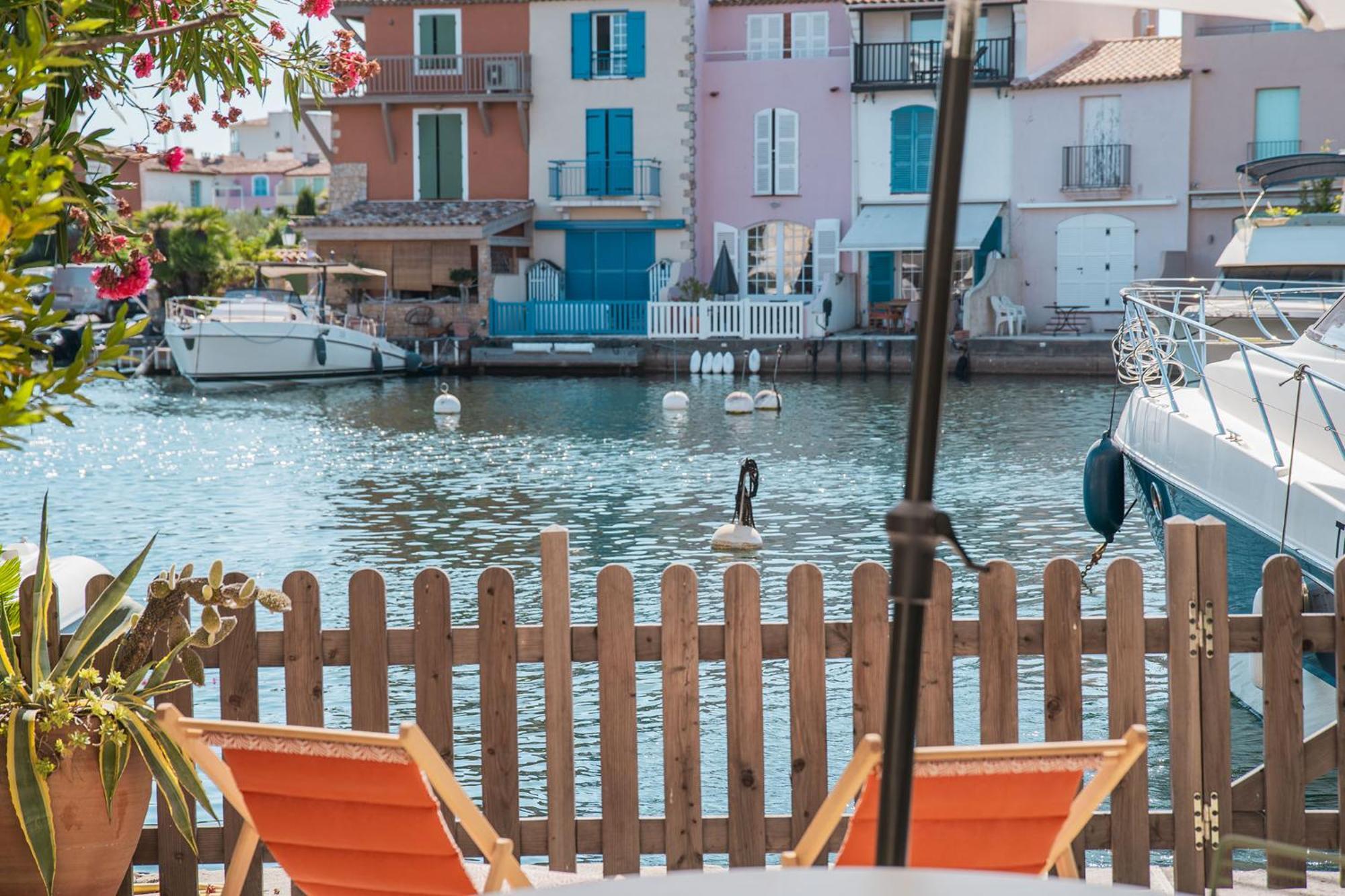 Appartement Amour Terrasse Sur L'Eau Grimaud Buitenkant foto