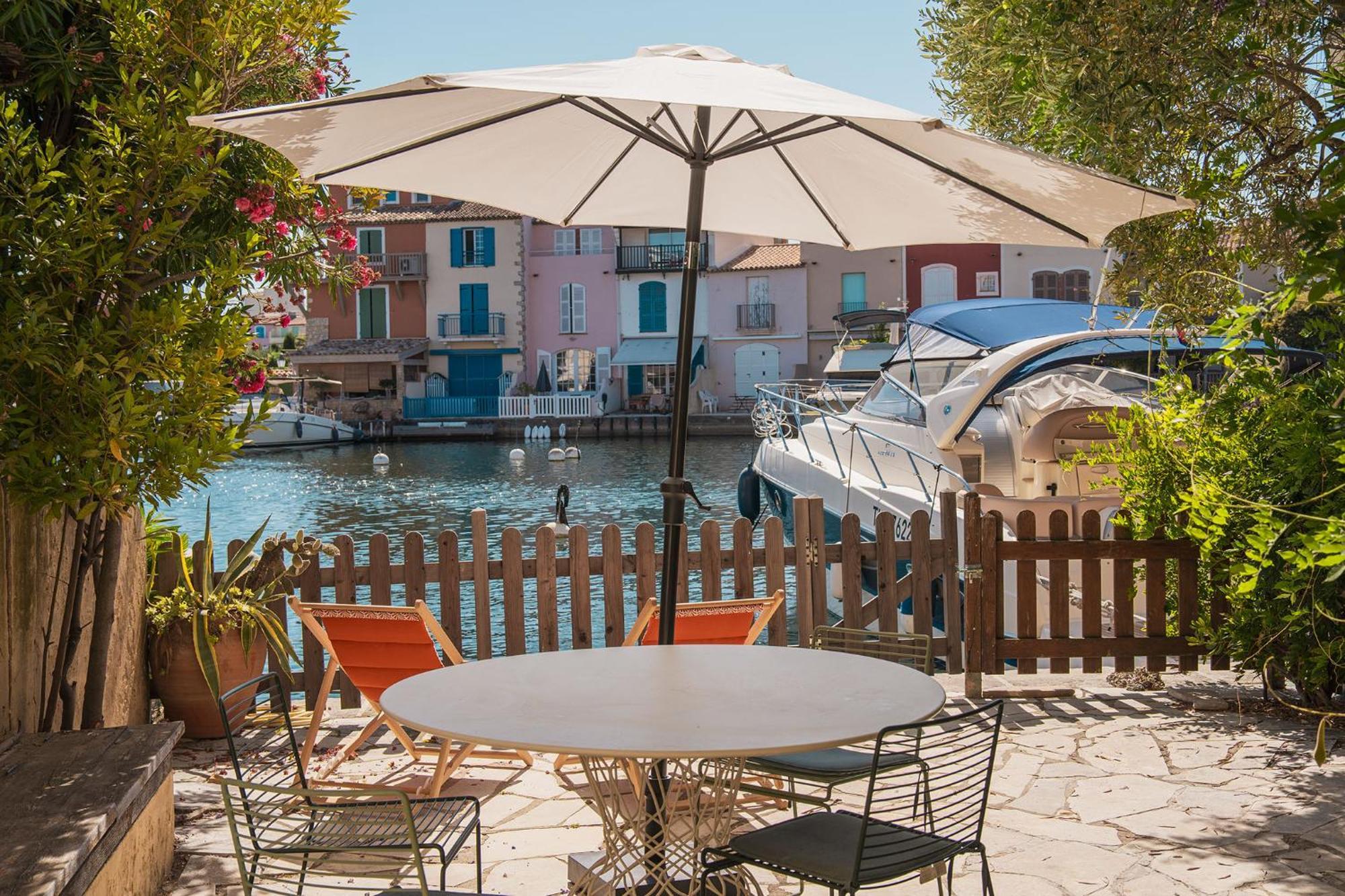 Appartement Amour Terrasse Sur L'Eau Grimaud Buitenkant foto