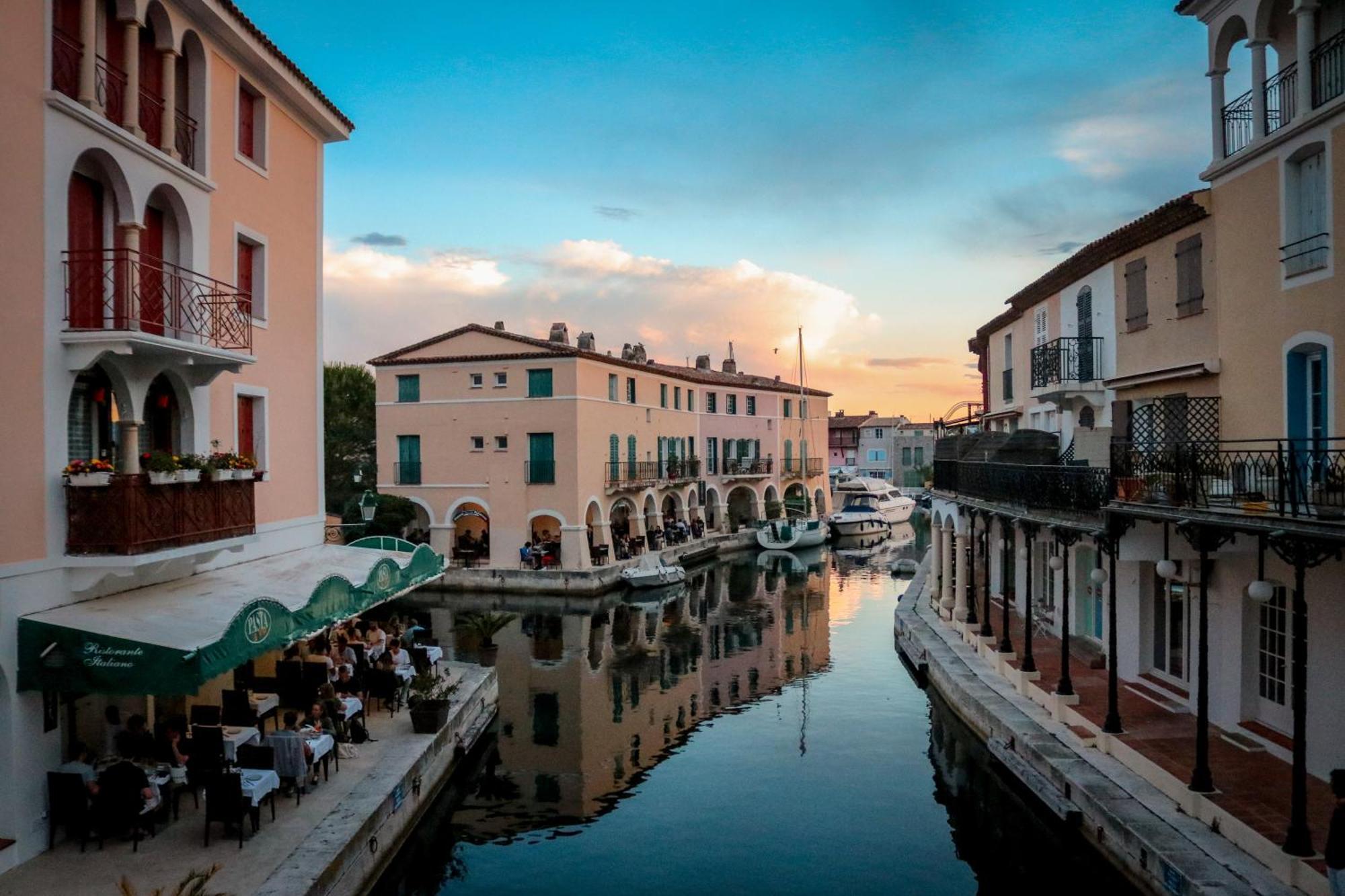 Appartement Amour Terrasse Sur L'Eau Grimaud Buitenkant foto