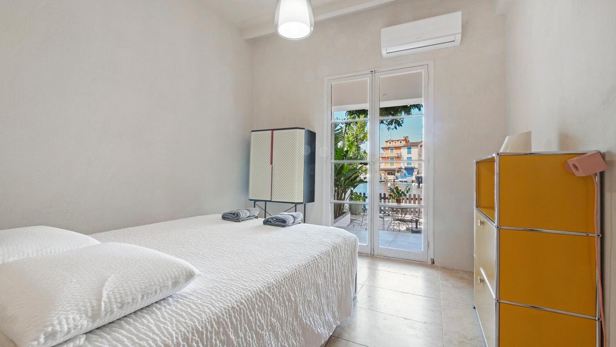 Appartement Amour Terrasse Sur L'Eau Grimaud Buitenkant foto