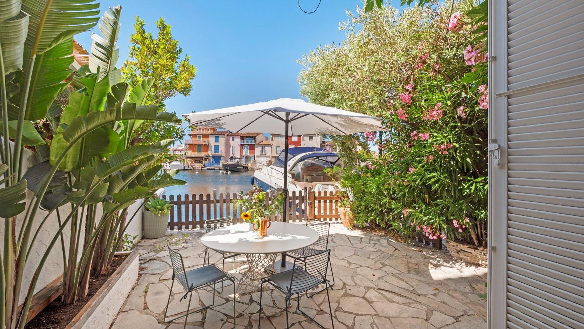 Appartement Amour Terrasse Sur L'Eau Grimaud Buitenkant foto